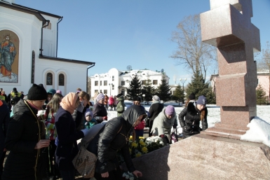 Митинг в Биробиджане, посвященный памяти жертв политических репрессий Пресс-служба Законодательного Собрания ЕАО