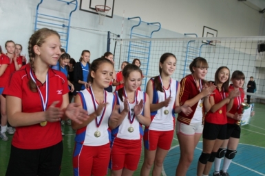 Самые юные чемпионки - надежда биробиджанского волейбола Владимир Иващенко