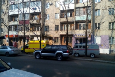 Пожилая женщина выпала с балкона в Биробиджане ИА ЕАОMedia