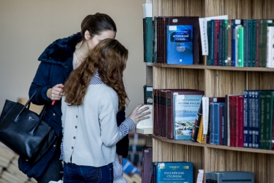 Запрет на прием студентов в АмГУ на биробиджанском филиале не отразится – Артур Амелин Балашов Антон, PrimaMedia
