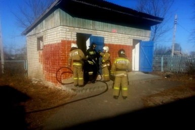 Средняя школа с. Валдгейм ЕАО чуть не осталась без уличного туалета портал Город на Бире