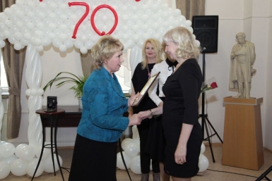 Депутаты поздравили краеведческий музей с 70-летием Пресс-служба Законодательного Собрания ЕАО