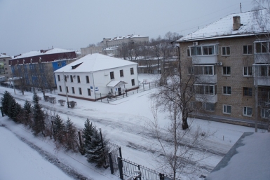 Утром город уже утопал в первом по-настоящему зимнем снегу ИА EAOmedia