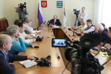 Пресс-конференция губернатора ЕАО Департамент пресс-службы губернатора и правительства ЕАО