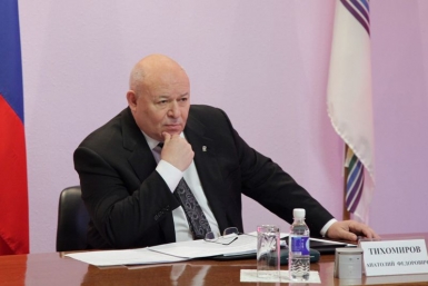спикер парламента ЕАО Анатолий Тихомиров  пресс-служба областного парламента