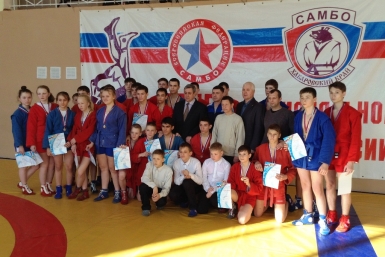 Участники соревнований Предоставлено Федерацией самбо и дзюдо ЕАО