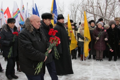 Анатолий Тихомиров приял участие в митинге, посвященном 94-й годовщине окончания Волочаевского боя www.eao.ru