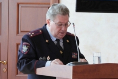 Начальник УМВД России по ЕАО выступил перед депутатами областного парламента Пресс-служба УМВД России по ЕАО