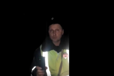 Жесткую оценку от форумчан ЕАО получил конфликт гаишника и снявшего скандальное видео скриншот видео в Интернете
