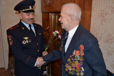Начальник ОВО Леонид Попов лично поздравил ветеранов с Днем Победы Пресс-служба ФГКУ ОВО УМВД России по ЕАО