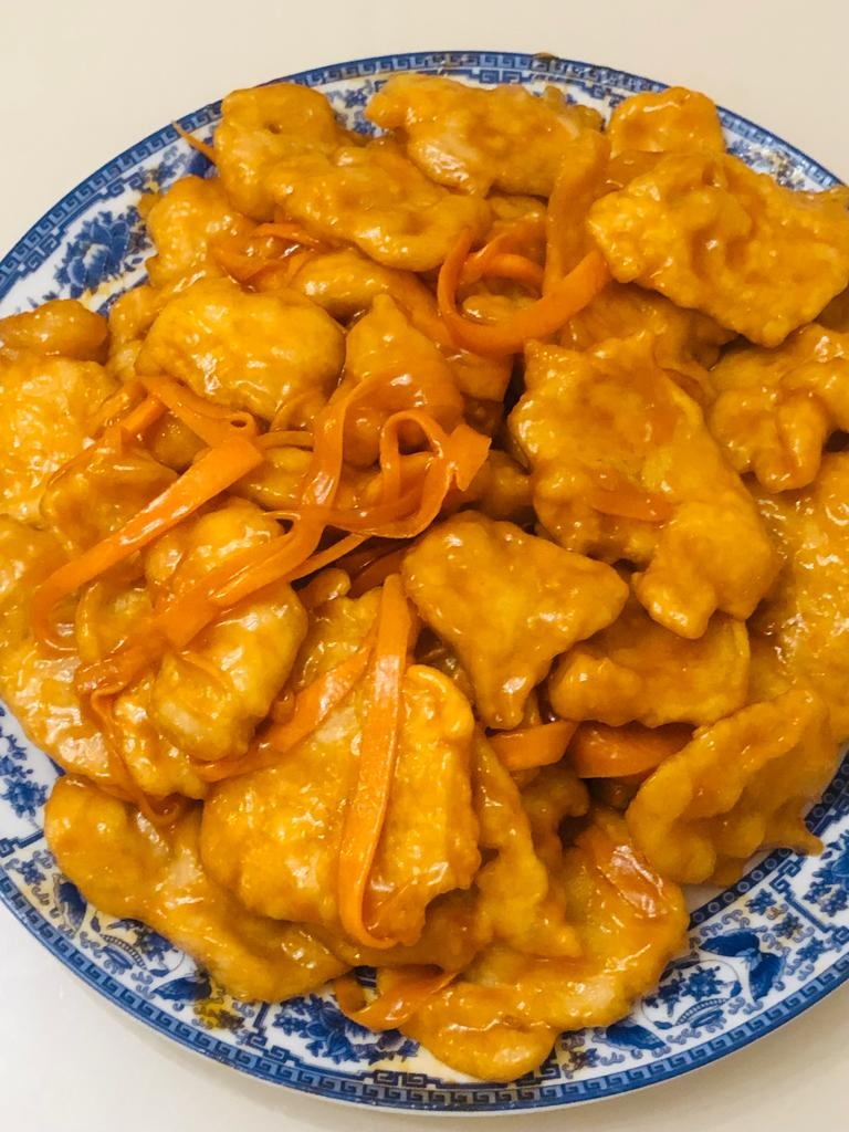 Курица в кисло-сладком соусе по-китайски: очень колоритно и вкусно 