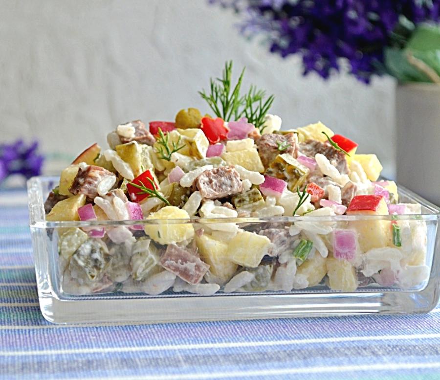 Мясной салат "Виражи" - прекрасная альтернатива наскучившему оливье